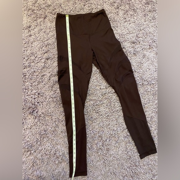 NWOT Yogalicious leggins with sheer slit designs - Picture 6 of 8